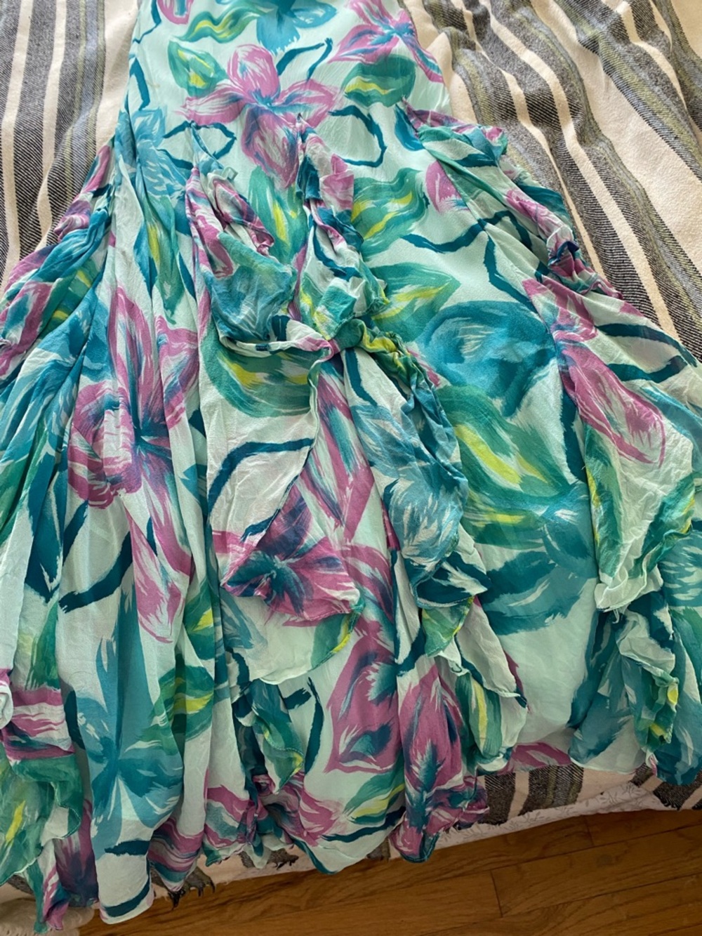 Mint Sequin & Faux Fur Statement Coat and matching dress with rhinestone on top. - Picture 5 of 5